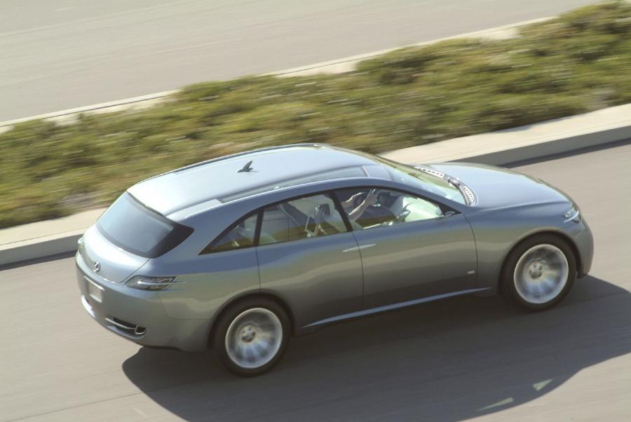  Lexus HPX Concept 2003 года  (фото 22 из 47)